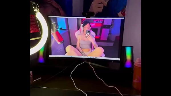 I love streaming and showing myself on camera. Would you come and see me? Write in the comments what you would like to see…